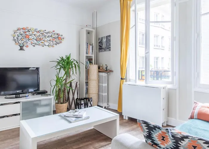 Enchanting Paris Apartment